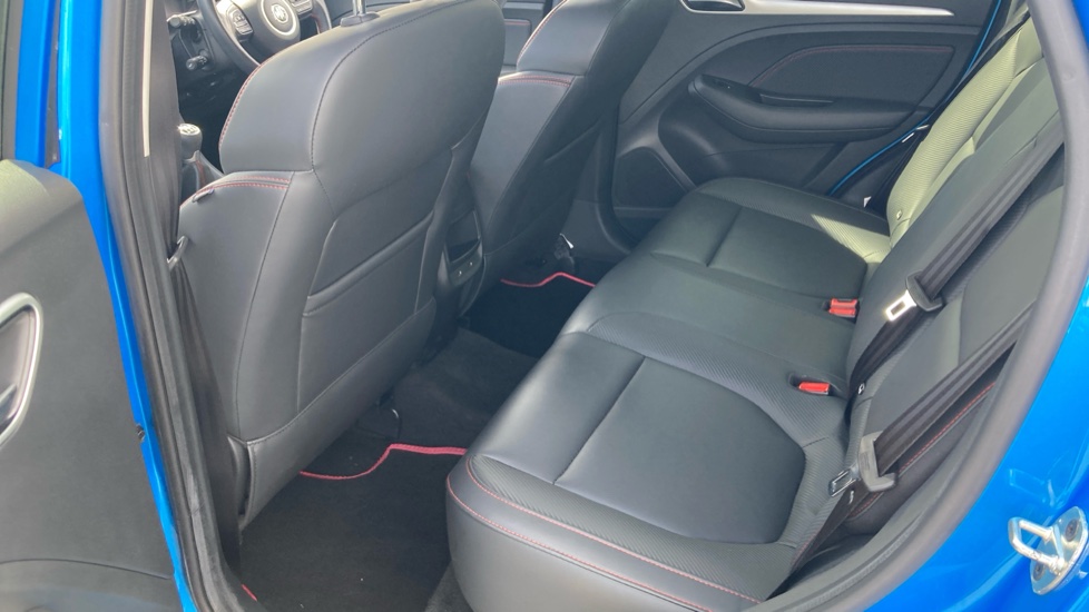 MG ZS 1.5 VTi-TECH Exclusive 5dr Petrol Hatchback - Image 16