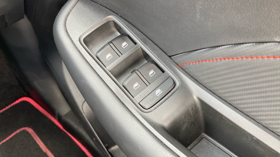 MG ZS 1.5 VTi-TECH Exclusive 5dr Petrol Hatchback - Image 30