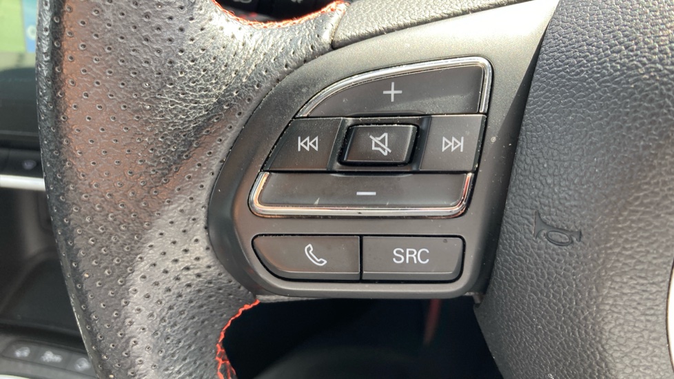 MG ZS 1.5 VTi-TECH Exclusive 5dr Petrol Hatchback - Image 33