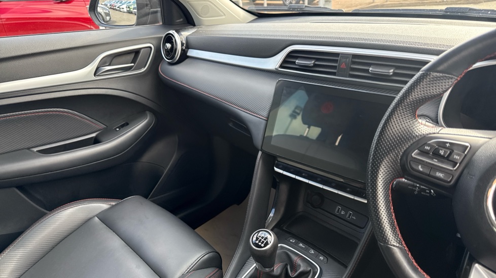 MG ZS 1.0T GDi Exclusive 5dr Petrol Hatchback - Image 14