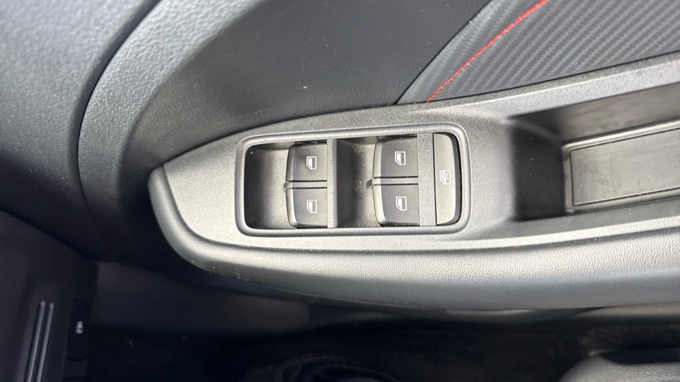 MG ZS 1.0T GDi Exclusive 5dr Petrol Hatchback - Image 33