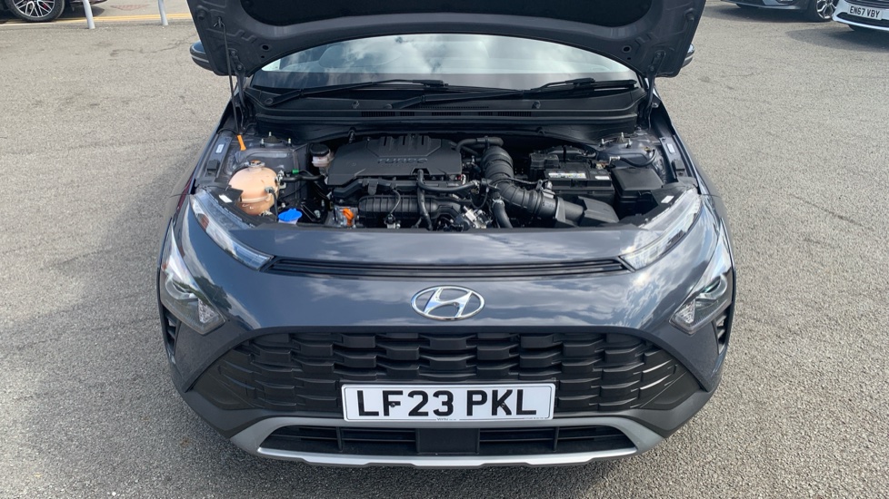 Hyundai BAYON 1.0 TGDi 48V MHEV SE Connect 5dr DCT Petrol Hatchback - Image 8
