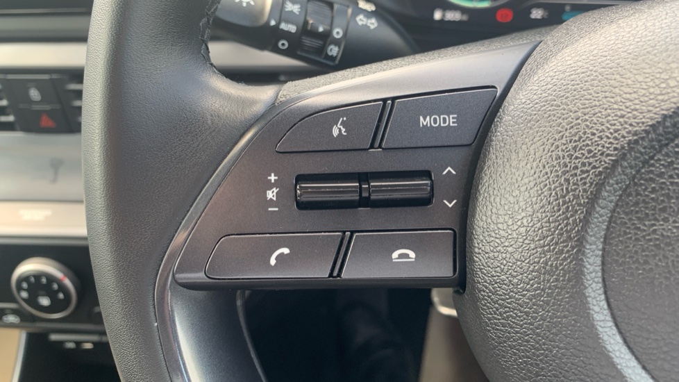 Hyundai BAYON 1.0 TGDi 48V MHEV SE Connect 5dr DCT Petrol Hatchback - Image 21