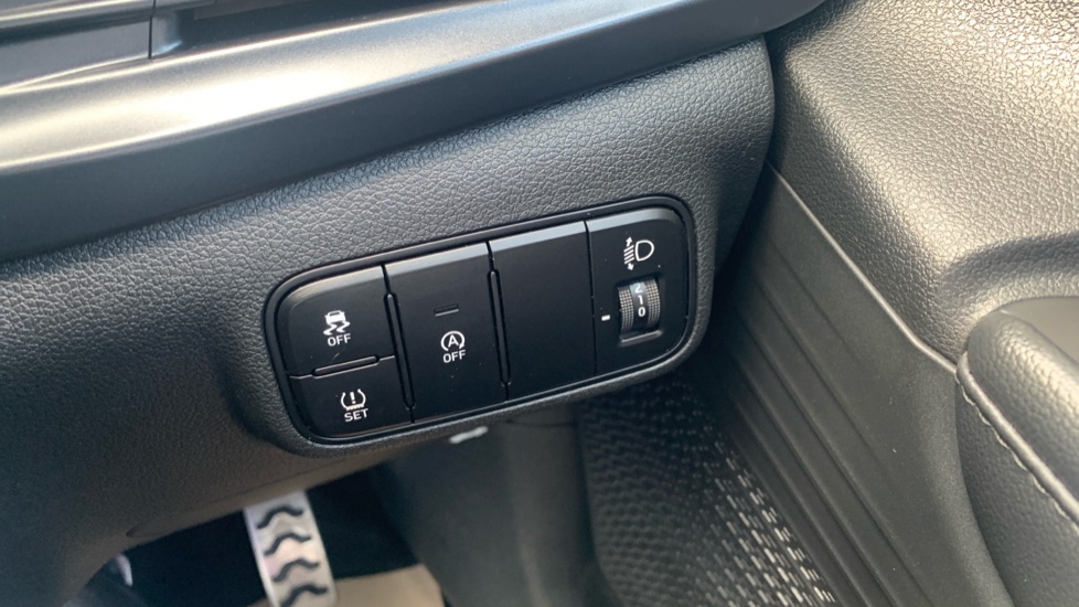 Hyundai BAYON 1.0 TGDi 48V MHEV SE Connect 5dr DCT Petrol Hatchback - Image 25