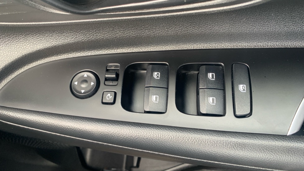 Hyundai BAYON 1.0 TGDi 48V MHEV SE Connect 5dr DCT Petrol Hatchback - Image 26