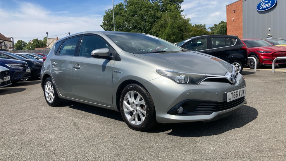 Toyota Auris 1.8 Hybrid Business Edition 5dr CVT Hybrid Hatchback - Image 41
