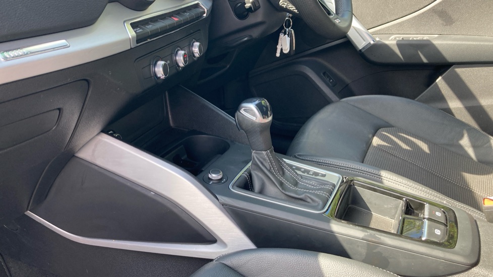Audi Q2 35 TFSI S Line 5dr Petrol Estate - Image 13