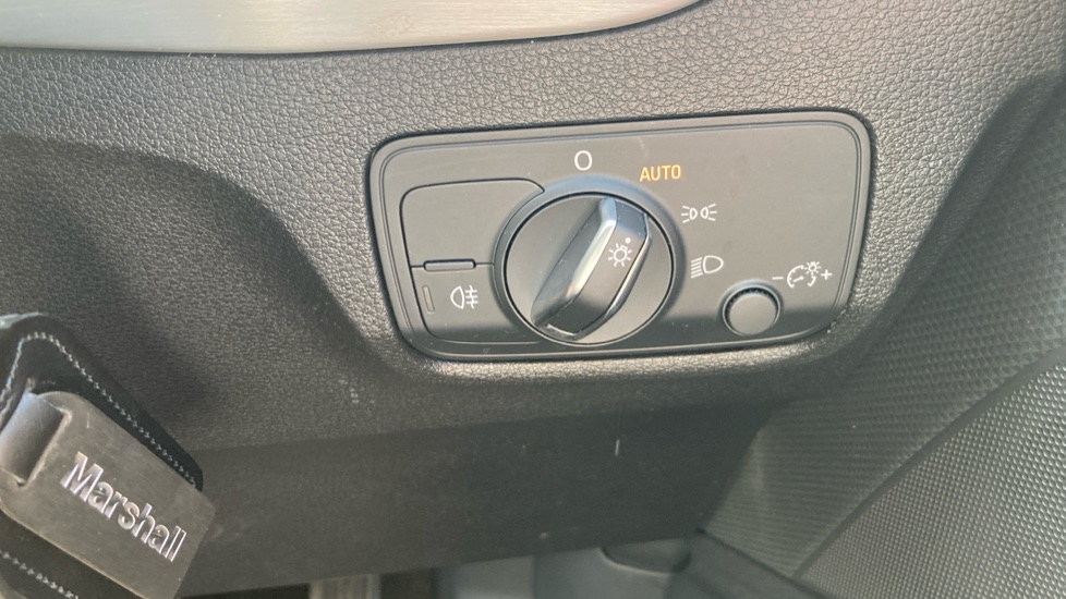 Audi Q2 35 TFSI S Line 5dr Petrol Estate - Image 33