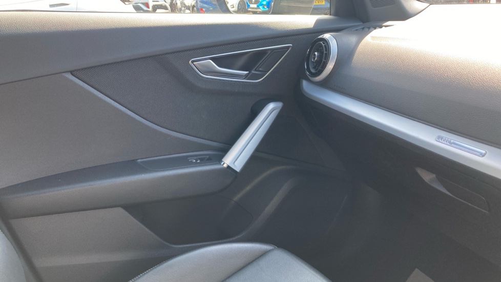 Audi Q2 35 TFSI S Line 5dr Petrol Estate - Image 40
