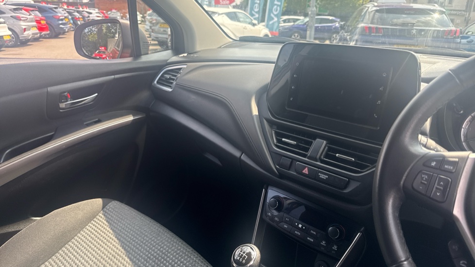 Suzuki S-Cross 1.4 Boosterjet 48V Hybrid Motion 5dr Petrol Hatchback - Image 14