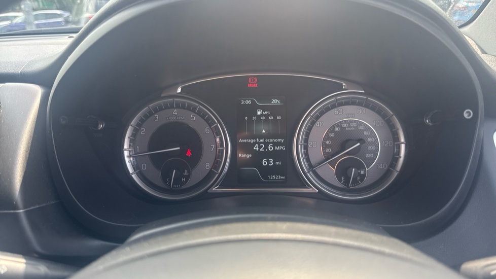 Suzuki S-Cross 1.4 Boosterjet 48V Hybrid Motion 5dr Petrol Hatchback - Image 18