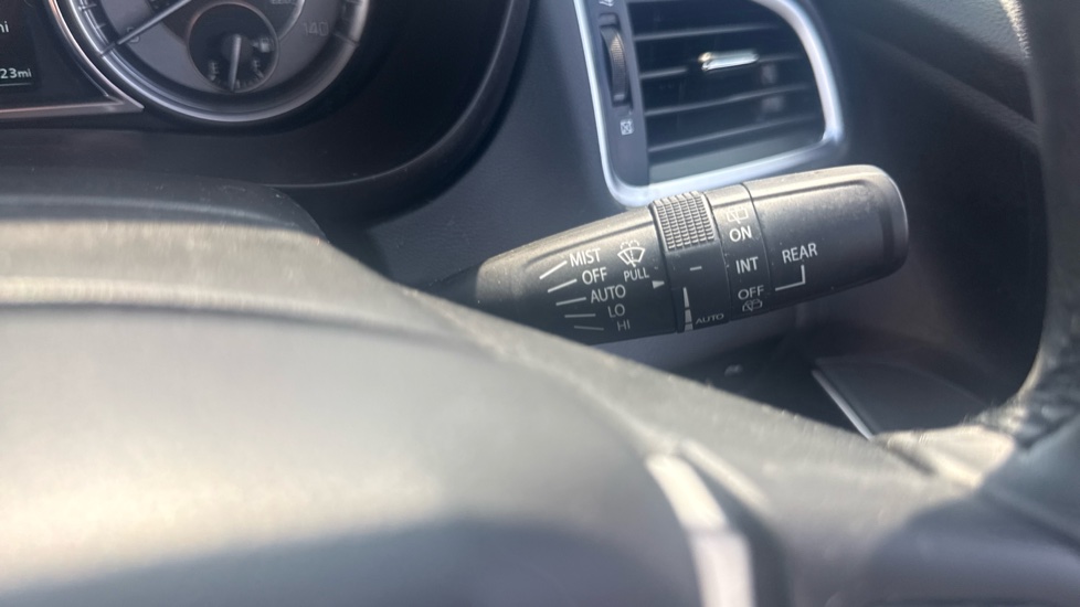 Suzuki S-Cross 1.4 Boosterjet 48V Hybrid Motion 5dr Petrol Hatchback - Image 28