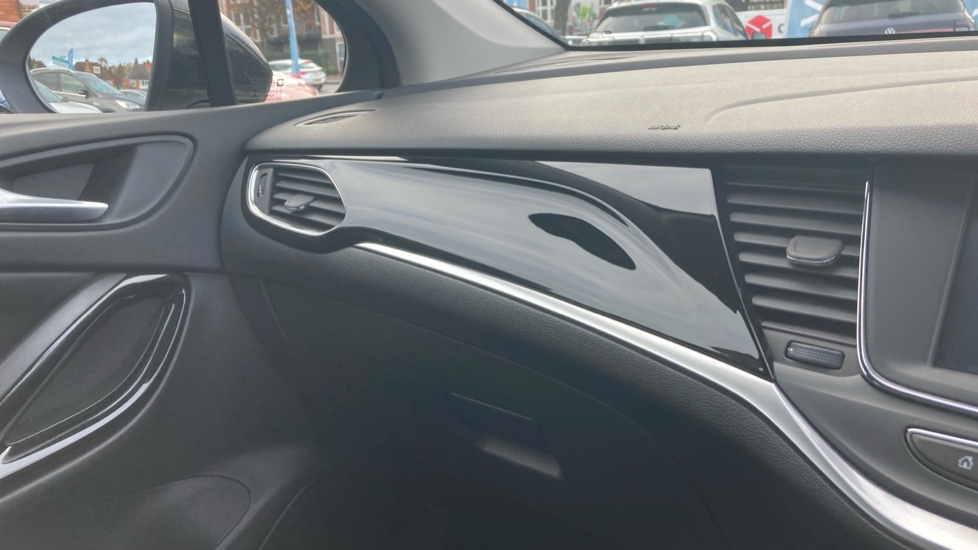 Vauxhall Astra 1.2 Turbo 145 Griffin Edition 5dr Petrol Hatchback - Image 14