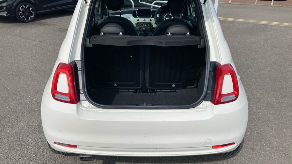 Fiat 500 1.0 Mild Hybrid Launch Edition 3dr Petrol Hatchback - Image 4