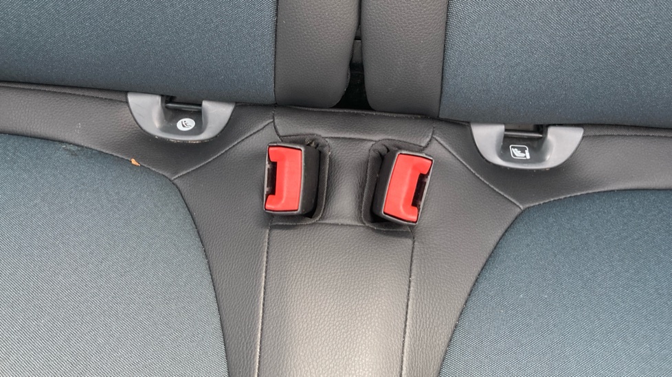 Fiat 500 1.0 Mild Hybrid Launch Edition 3dr Petrol Hatchback - Image 17