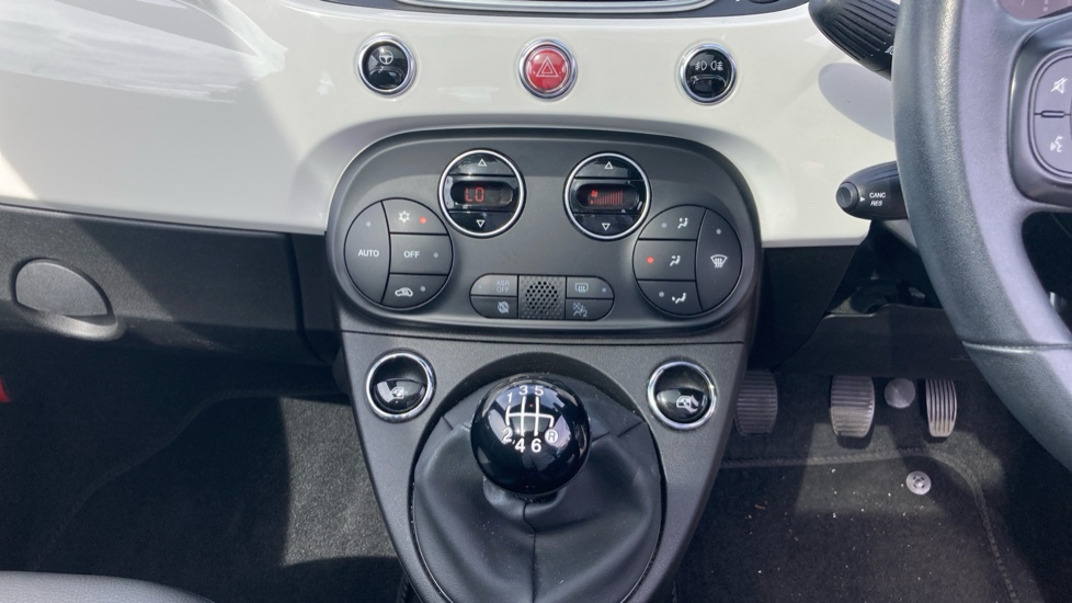 Fiat 500 1.0 Mild Hybrid Launch Edition 3dr Petrol Hatchback - Image 34