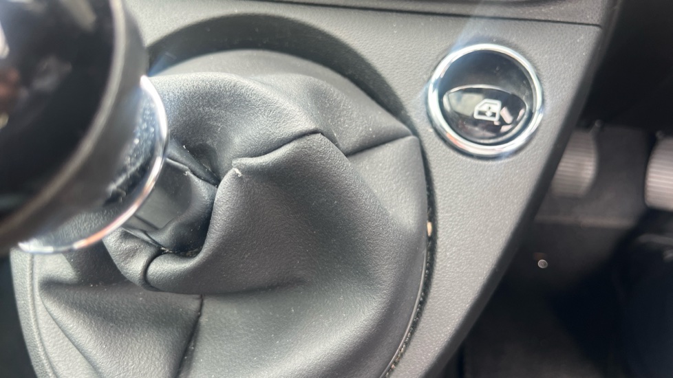 Fiat 500 1.0 Mild Hybrid Launch Edition 3dr Petrol Hatchback - Image 37