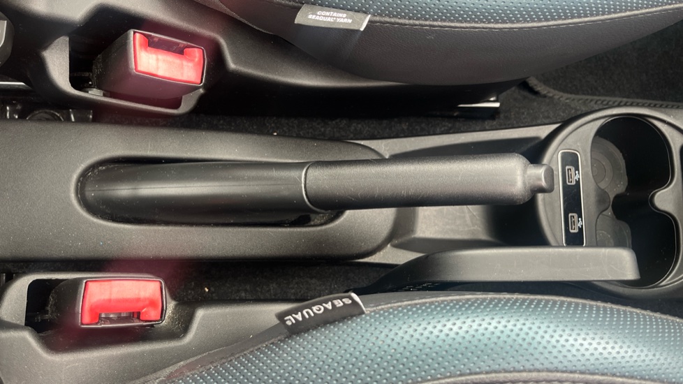 Fiat 500 1.0 Mild Hybrid Launch Edition 3dr Petrol Hatchback - Image 40
