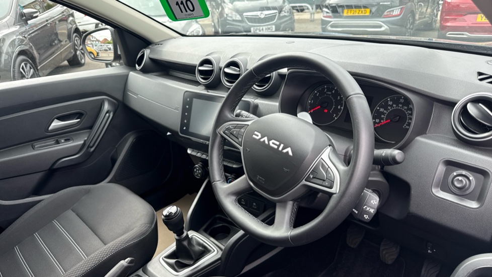 Dacia Duster 1.0 TCe 90 Expression 5dr Petrol Estate - Image 11