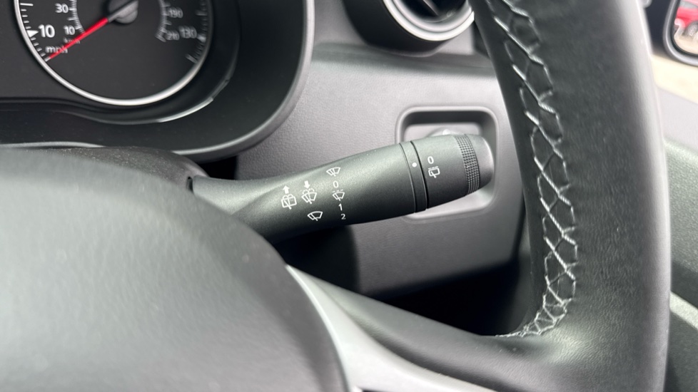 Dacia Duster 1.0 TCe 90 Expression 5dr Petrol Estate - Image 27