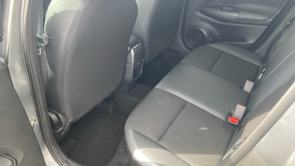 Nissan Juke 1.6 Hybrid N-Connecta 5dr Auto Hybrid Hatchback - Image 16