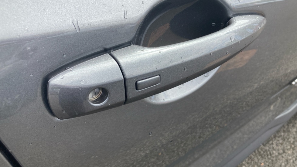 Nissan Juke 1.6 Hybrid N-Connecta 5dr Auto Hybrid Hatchback - Image 32
