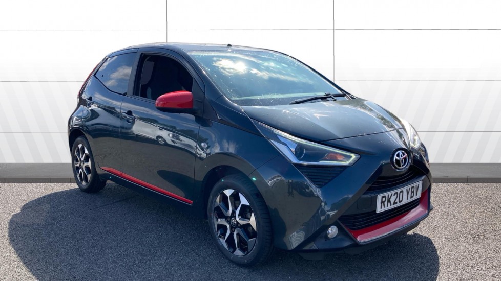 Toyota Aygo 1.0 VVT-i X-Trend 5dr x-shift Petrol Hatchback - Image 1