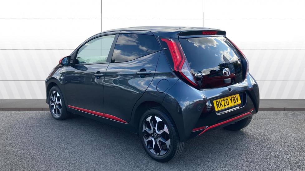 Toyota Aygo 1.0 VVT-i X-Trend 5dr x-shift Petrol Hatchback - Image 2