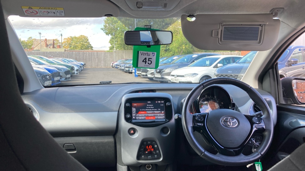 Toyota Aygo 1.0 VVT-i X-Trend 5dr x-shift Petrol Hatchback - Image 10