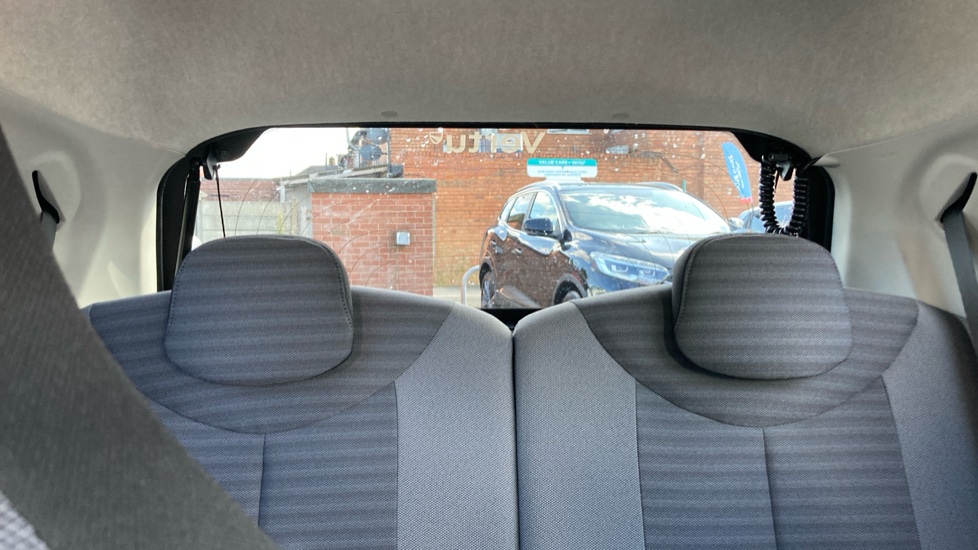 Toyota Aygo 1.0 VVT-i X-Trend 5dr x-shift Petrol Hatchback - Image 15
