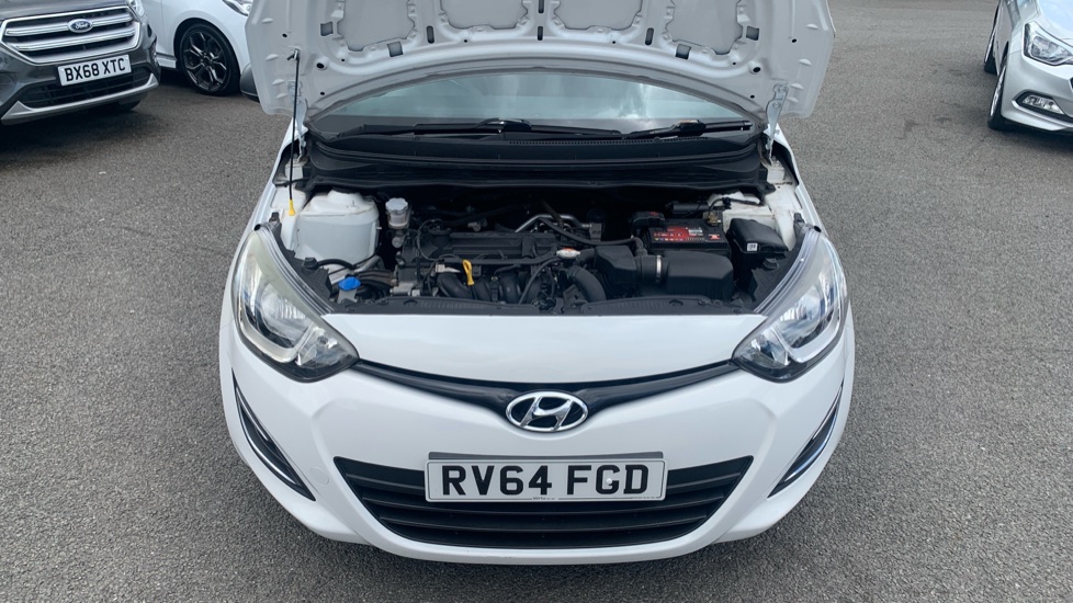 Hyundai i20 1.2 Classic 5dr Petrol Hatchback - Image 8