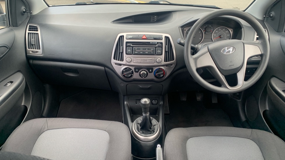 Hyundai i20 1.2 Classic 5dr Petrol Hatchback - Image 10
