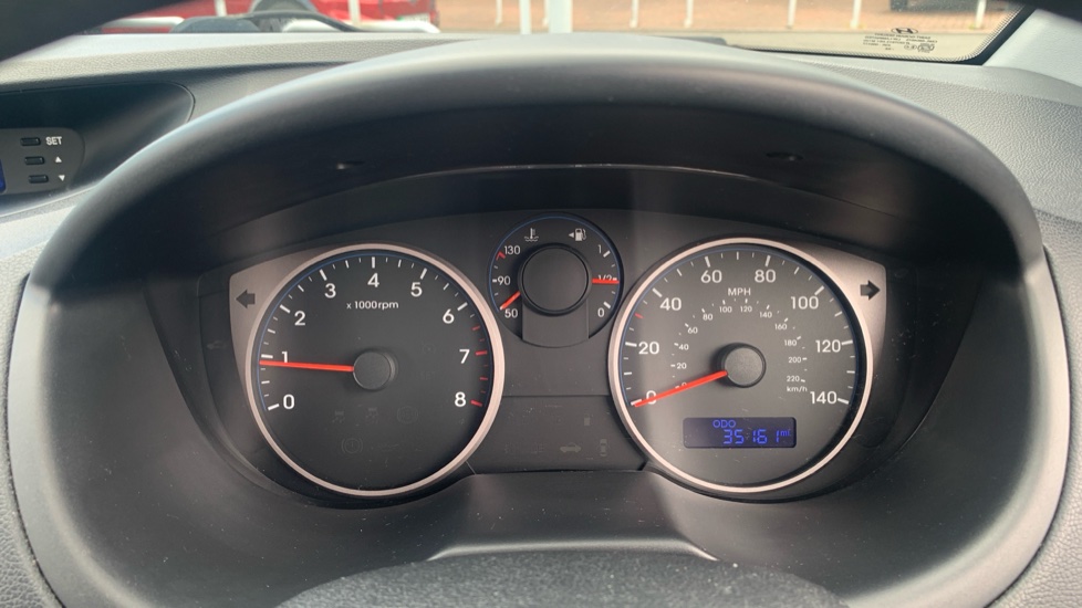 Hyundai i20 1.2 Classic 5dr Petrol Hatchback - Image 18