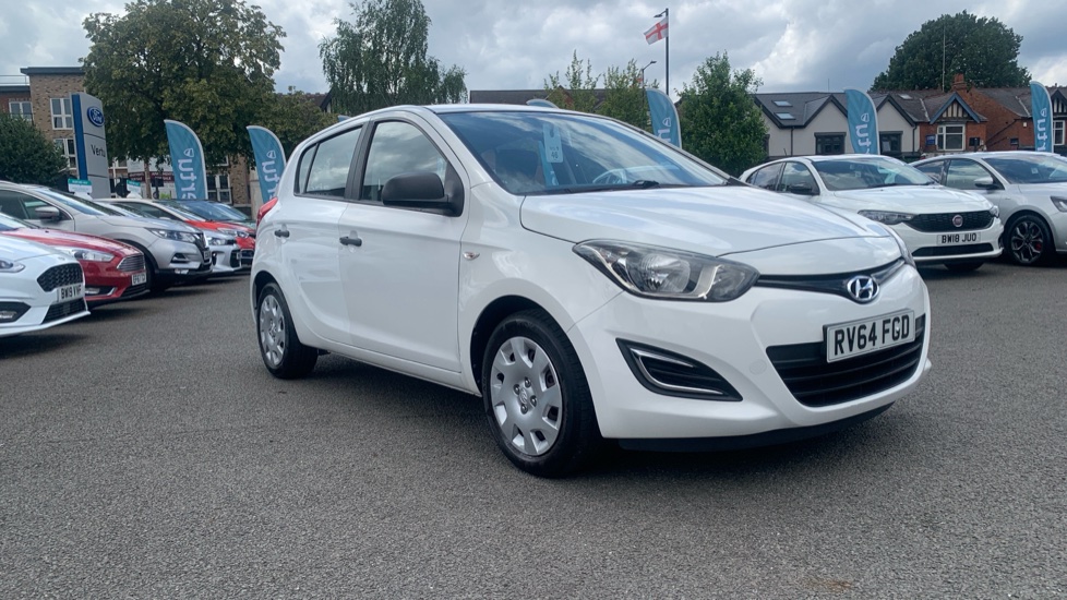 Hyundai i20 1.2 Classic 5dr Petrol Hatchback - Image 35