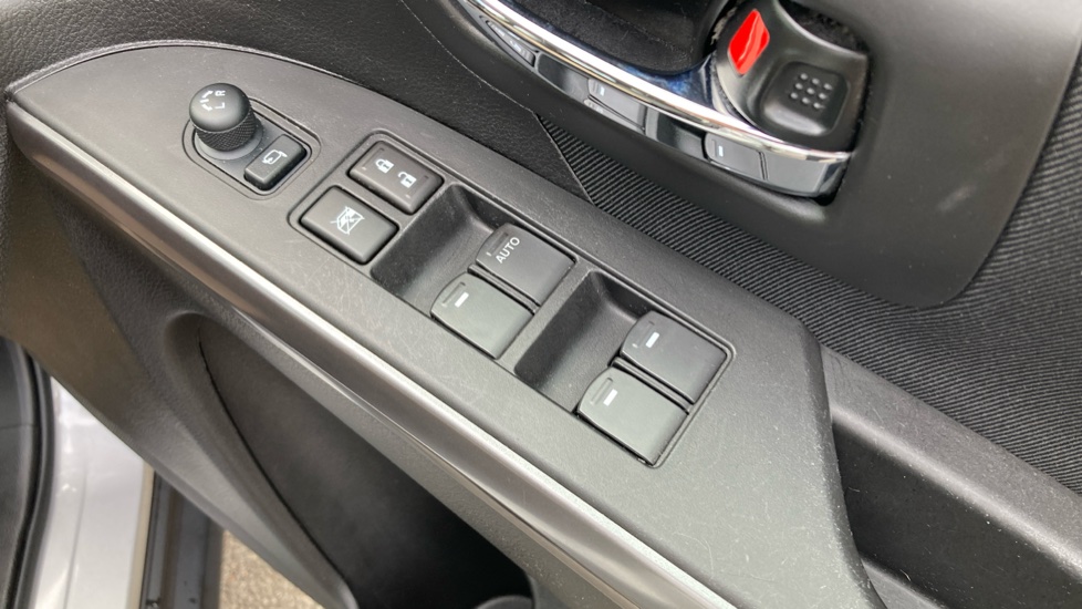 Suzuki S-Cross 1.4 Boosterjet 48V Hybrid Motion 5dr Petrol Hatchback - Image 30