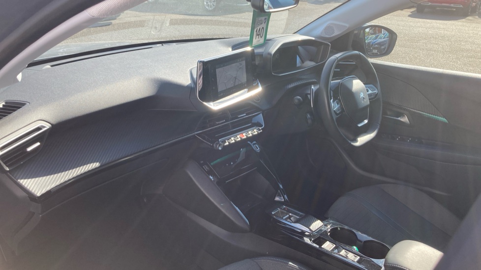 Peugeot 208 1.2 PureTech 100 Allure Premium + 5dr EAT8 Petrol Hatchback - Image 9