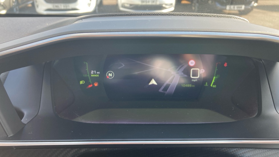 Peugeot 208 1.2 PureTech 100 Allure Premium + 5dr EAT8 Petrol Hatchback - Image 18
