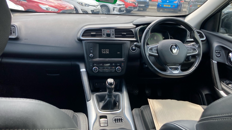 Renault Kadjar 1.2 TCE Signature Nav 5dr Petrol Hatchback - Image 10