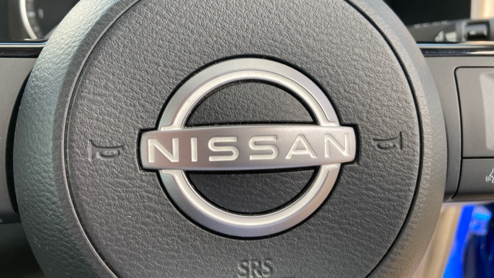 Nissan Qashqai 1.3 DiG-T MH Acenta Premium 5dr Petrol Hatchback - Image 26