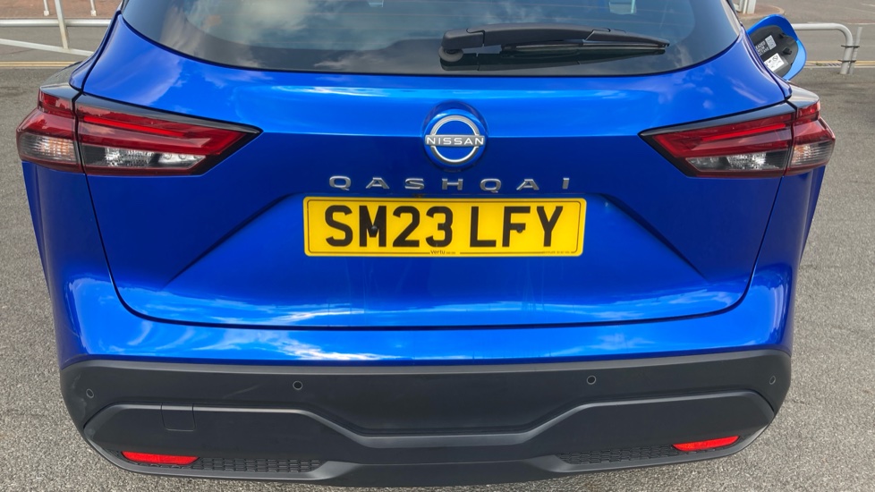 Nissan Qashqai 1.3 DiG-T MH Acenta Premium 5dr Petrol Hatchback - Image 42