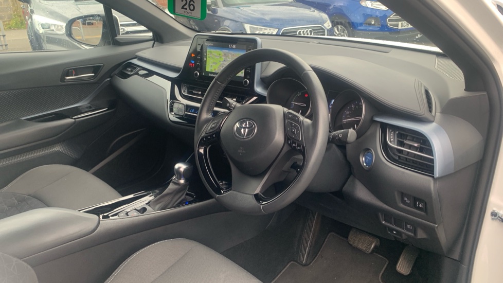 Toyota C-HR 2.0 Hybrid Design 5dr CVT Hybrid Hatchback - Image 11