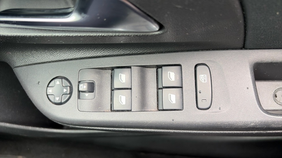 Vauxhall Corsa 1.2 Turbo SRi Premium 5dr Petrol Hatchback - Image 33