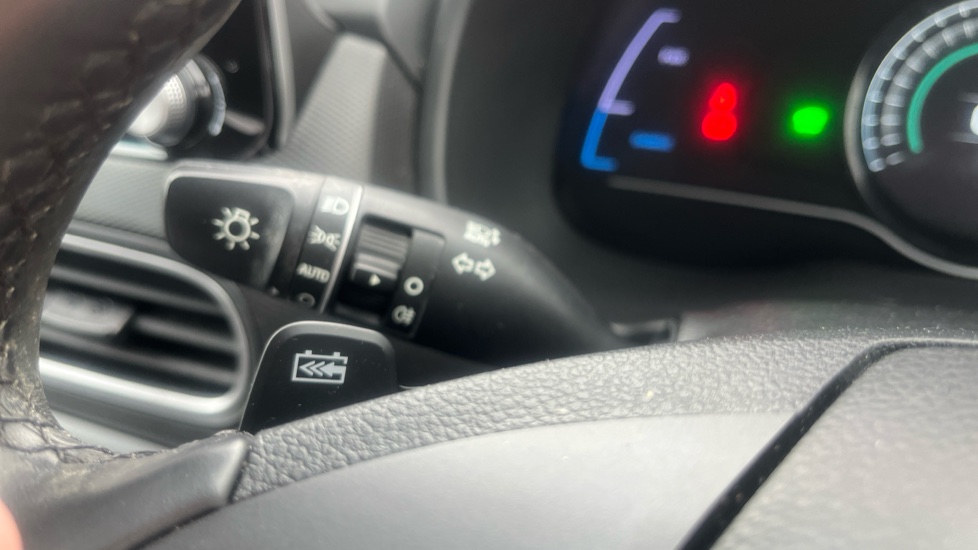 Hyundai KONA 150kW Premium 64kWh 5dr Auto Electric Hatchback - Image 22