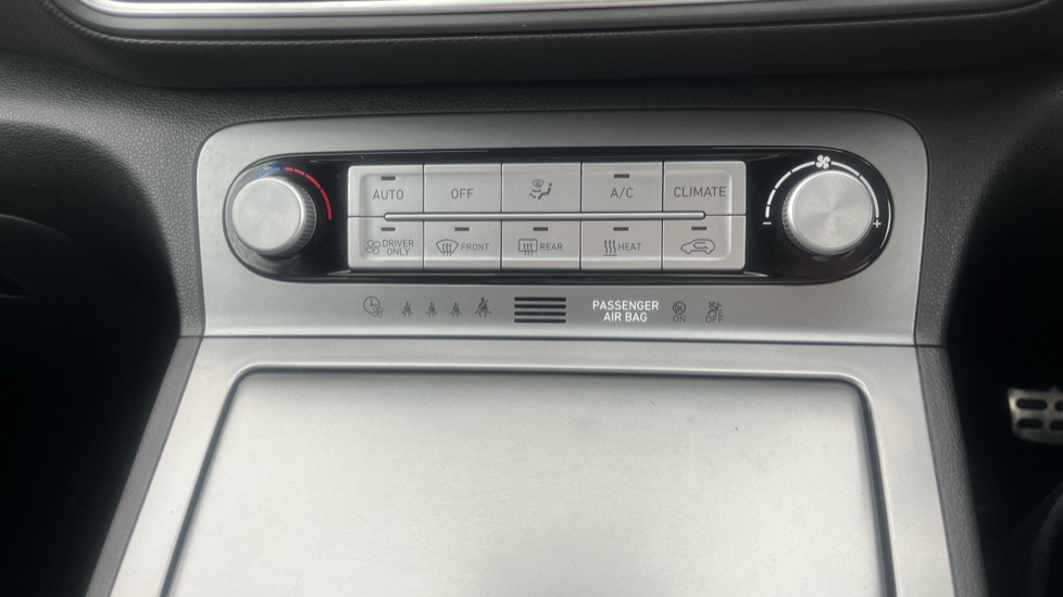 Hyundai KONA 150kW Premium 64kWh 5dr Auto Electric Hatchback - Image 28