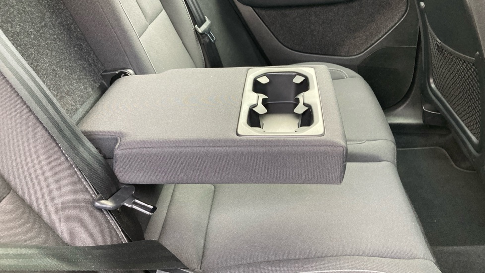 Volvo XC40 1.5 T3 [163] Momentum 5dr Petrol Estate - Image 35