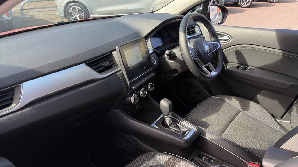 Renault Captur 1.6 E-Tech full hybrid 145 Techno 5dr Auto Hybrid Hatchback - Image 9