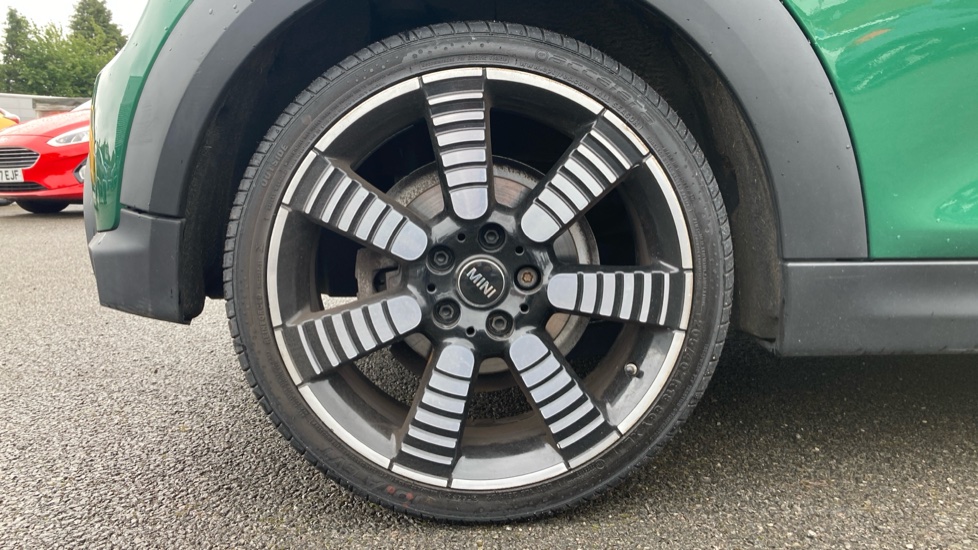 MINI Hatchback 1.5 Cooper Exclusive 3dr Petrol Hatchback - Image 7
