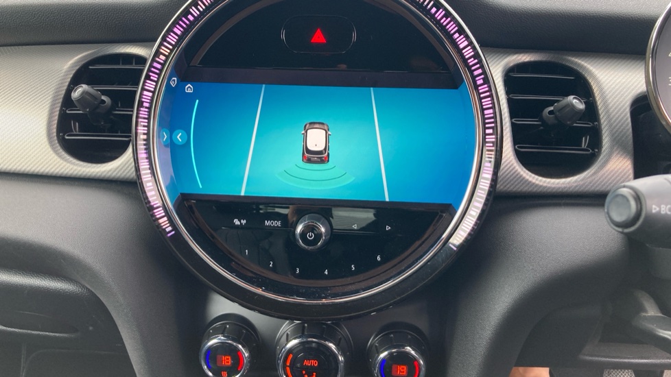 MINI Hatchback 1.5 Cooper Exclusive 3dr Petrol Hatchback - Image 27
