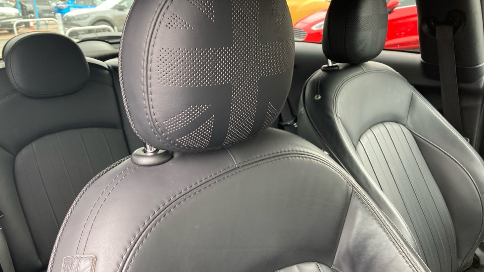 MINI Hatchback 1.5 Cooper Exclusive 3dr Petrol Hatchback - Image 30