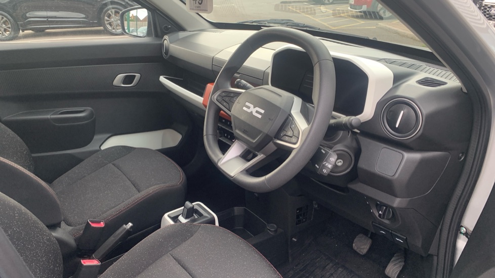 Dacia Spring 27kWh Expression 65 48kW 5dr Auto Electric Hatchback - Image 11